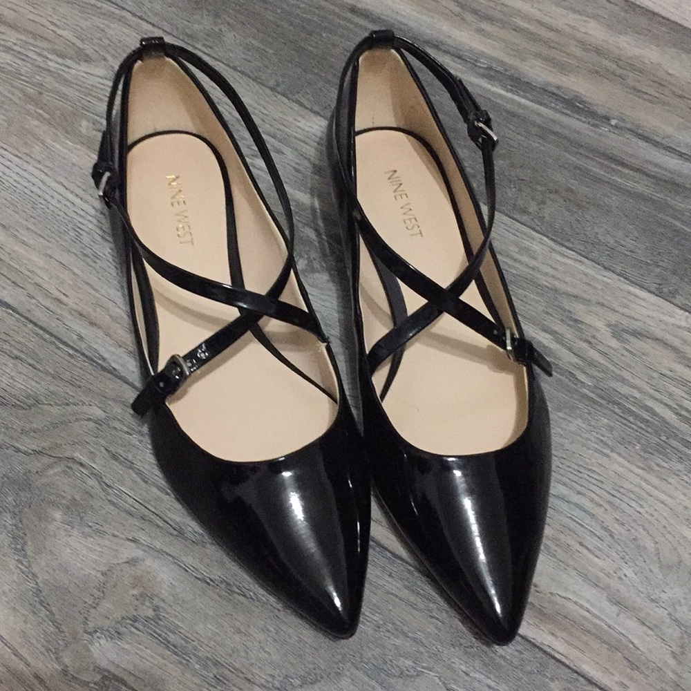 Nine West - pointy toe ballet flats